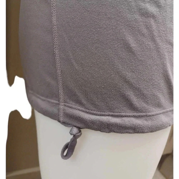 Lululemon BLUEARIS MAGNUM SPACE GRAY  TANK
TOP SIZE 4 - Picture 5 of 9